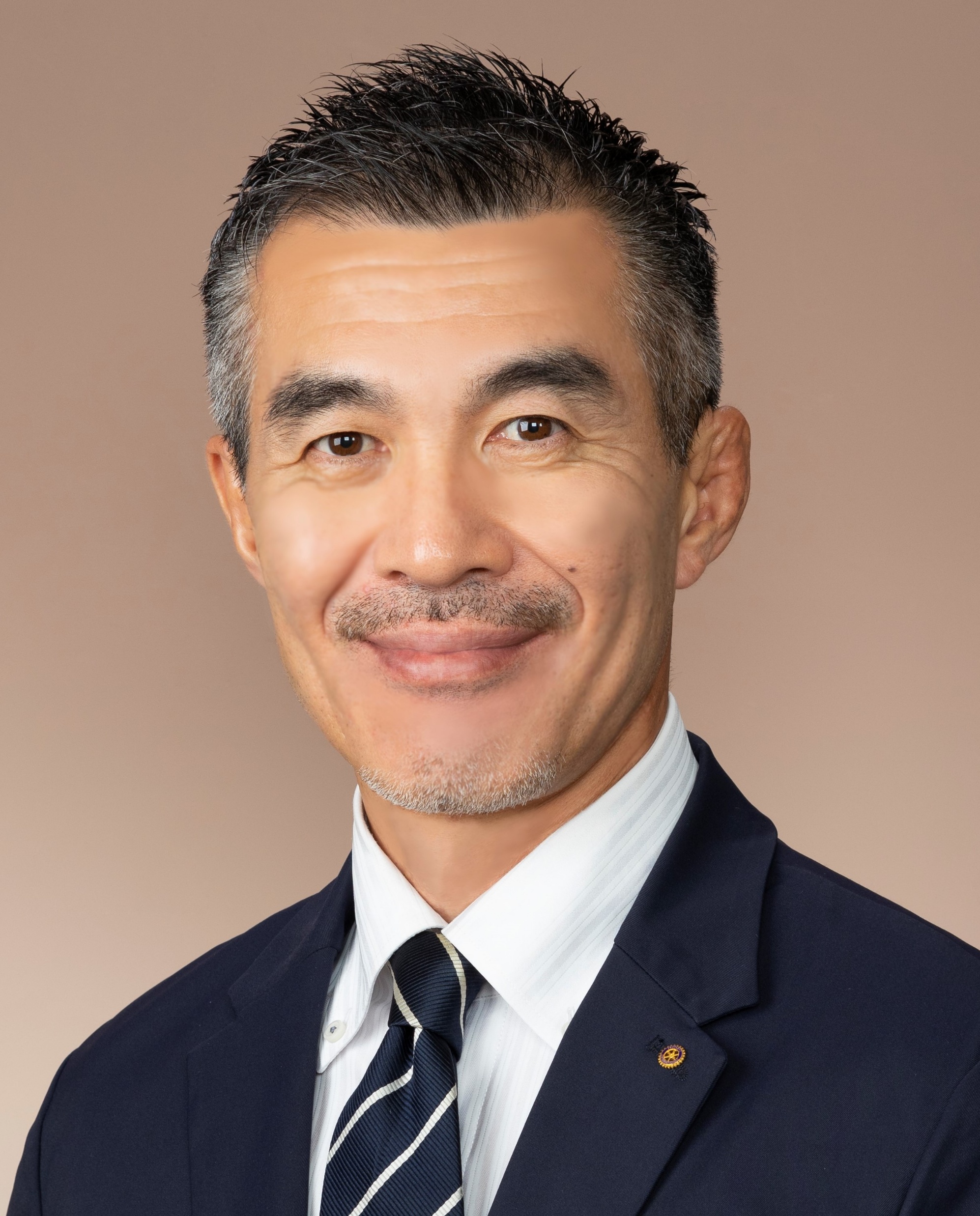 審査員のプロフィール写真